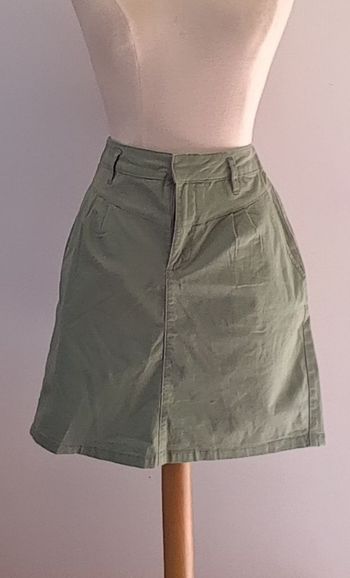 Jupe Cache Cache femme taille 38 vert – Coupe droite – Très bon état