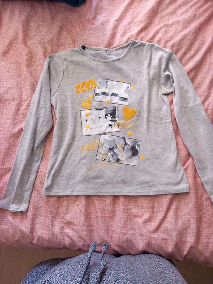 Lot de 9 tee-shirts manche longue 12 ans - photo numéro 6