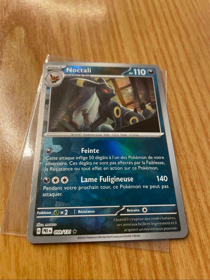 Carte Pokémon noctali pokeball