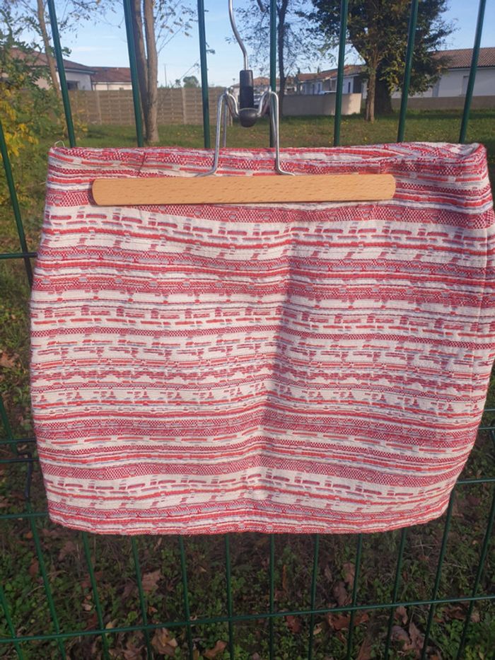 Jupe moulante - photo numéro 2