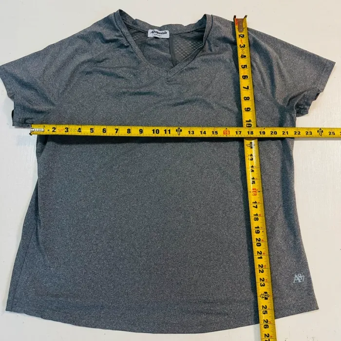 Aeropostale Sport Women's Short Sleeve T-Shirt Gray V-Neck 1X