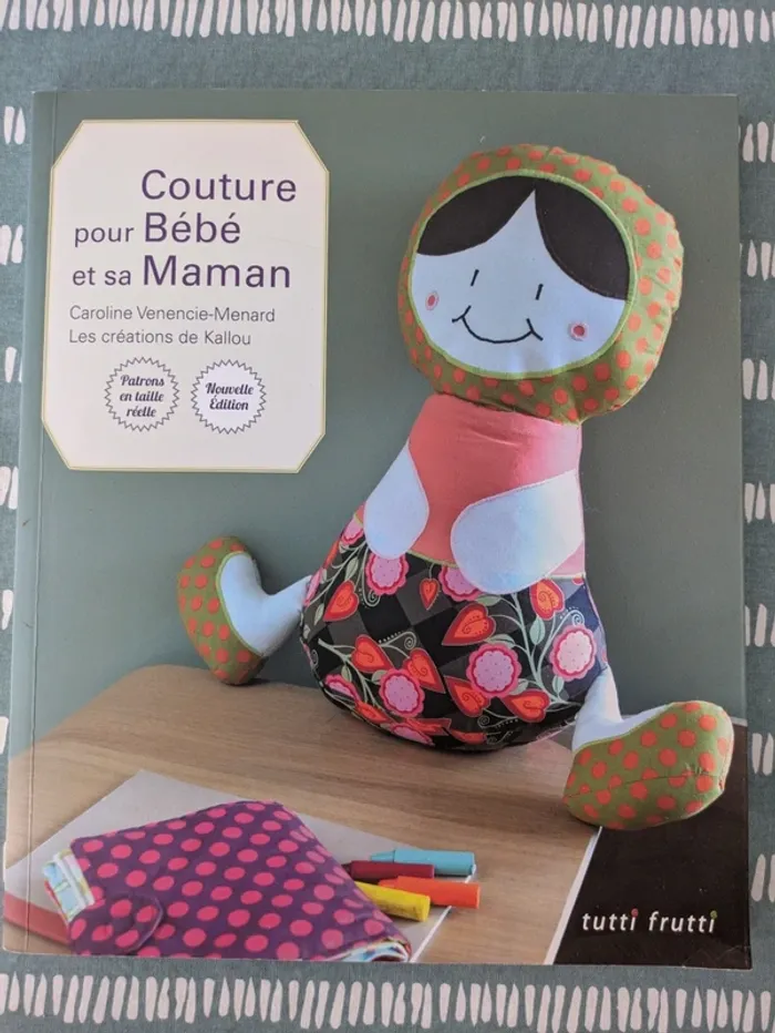 Livre couture pour bébé et sa maman
