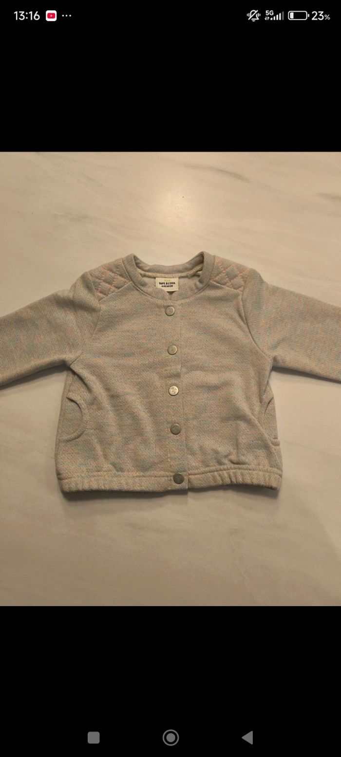 Gilet taille 6 mois