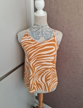Haut Kiabi taille S excellent état