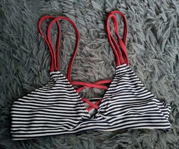 Haut de maillot de bain 10-12ans