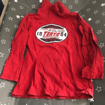 T-shirt col roulé, tape-à-l’œil rouge 5 ans