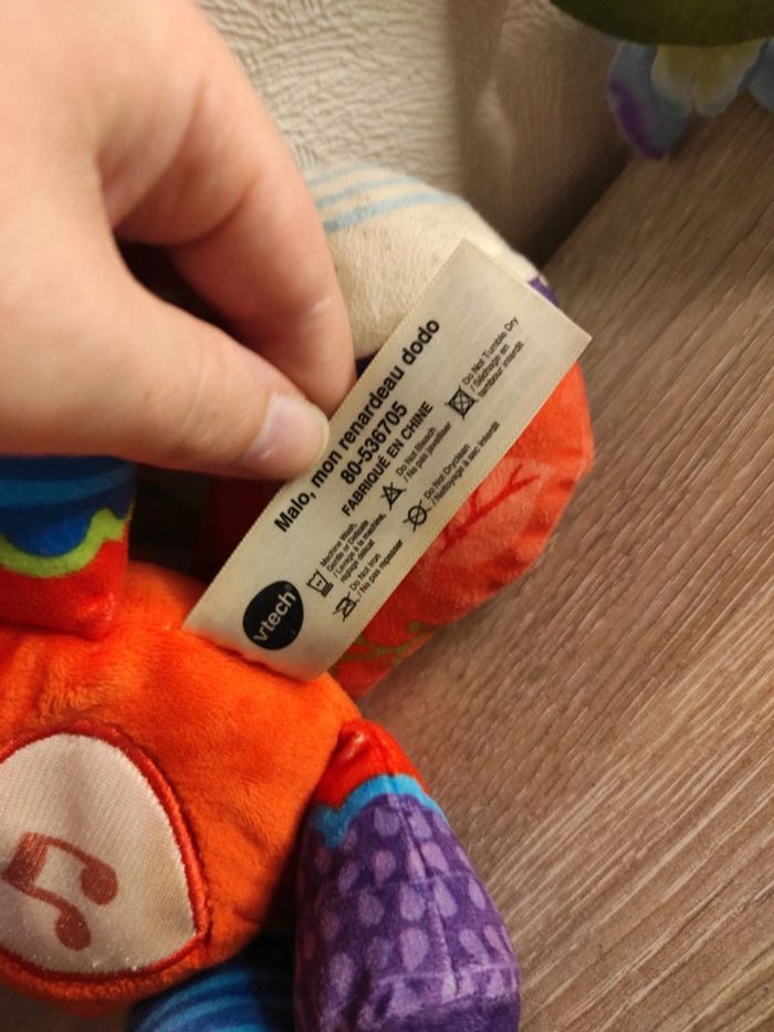 Peluche musicale renard – VTech Baby – Éveil sensoriel et sonore - photo numéro 3