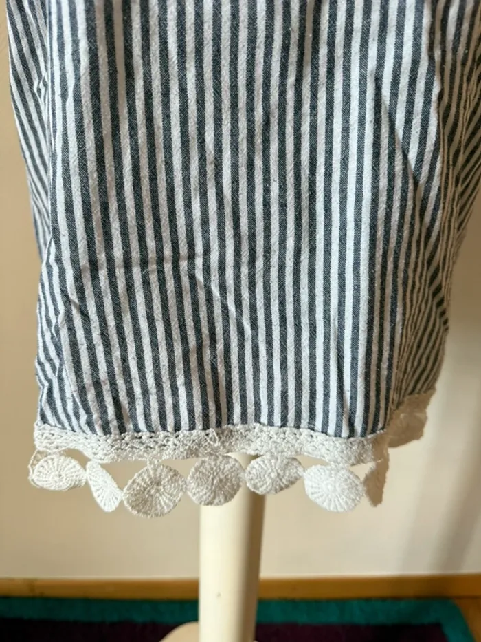 T- shirt épaule dénudé en très bon état bleu taille M - photo numéro 4
