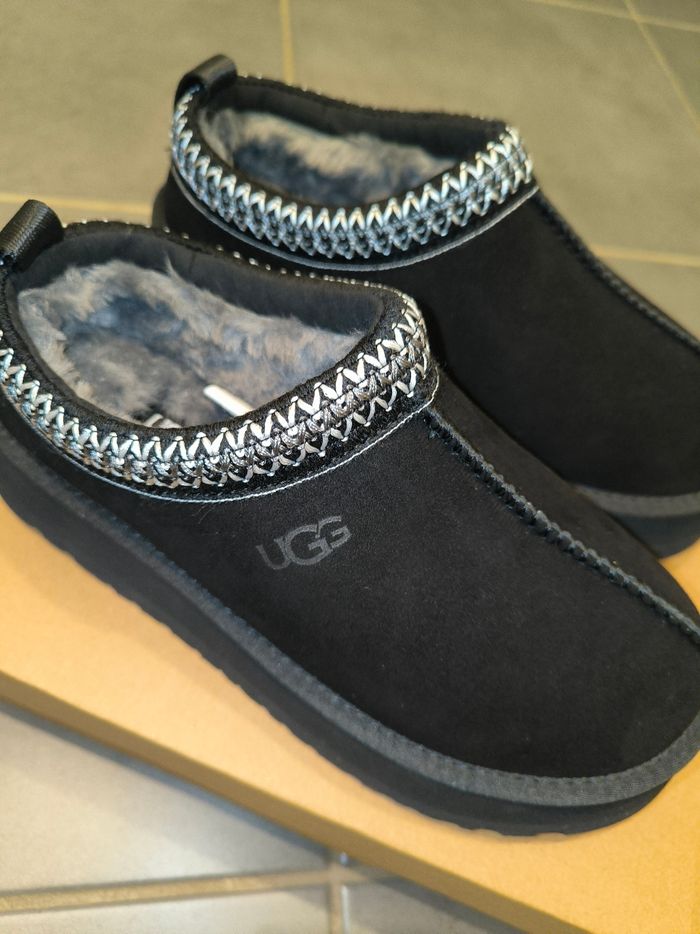 Chaussons Ugg - photo numéro 3
