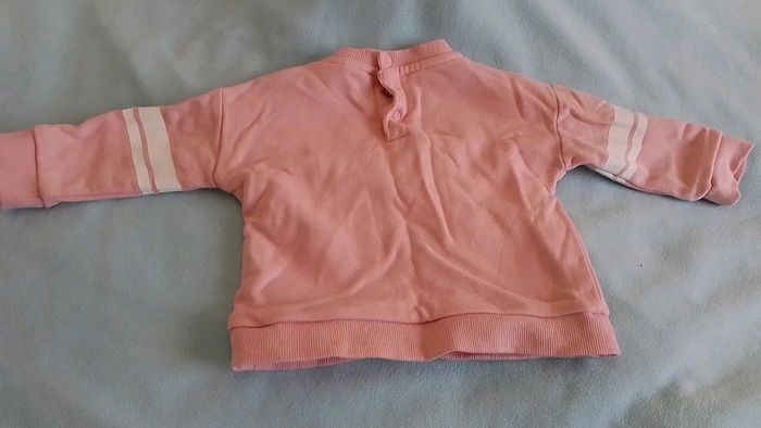 Pull Disney Minnie 6 mois - photo numéro 3