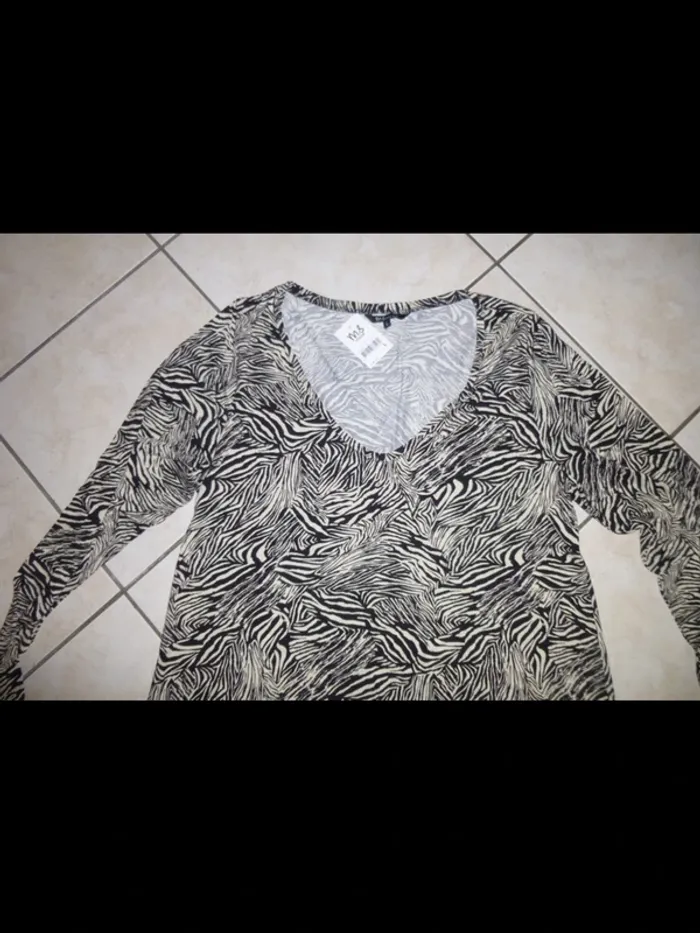 superbe robe tunique noir/blanc Msmode taille dispo L, XL,XXL et 3 XL - photo numéro 3