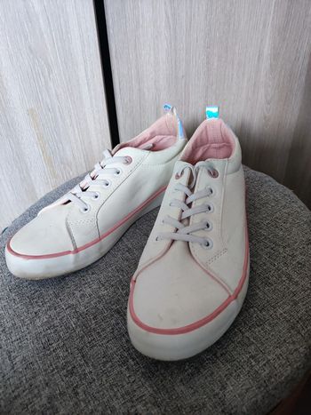 Basket blanche & rose holographique t 36