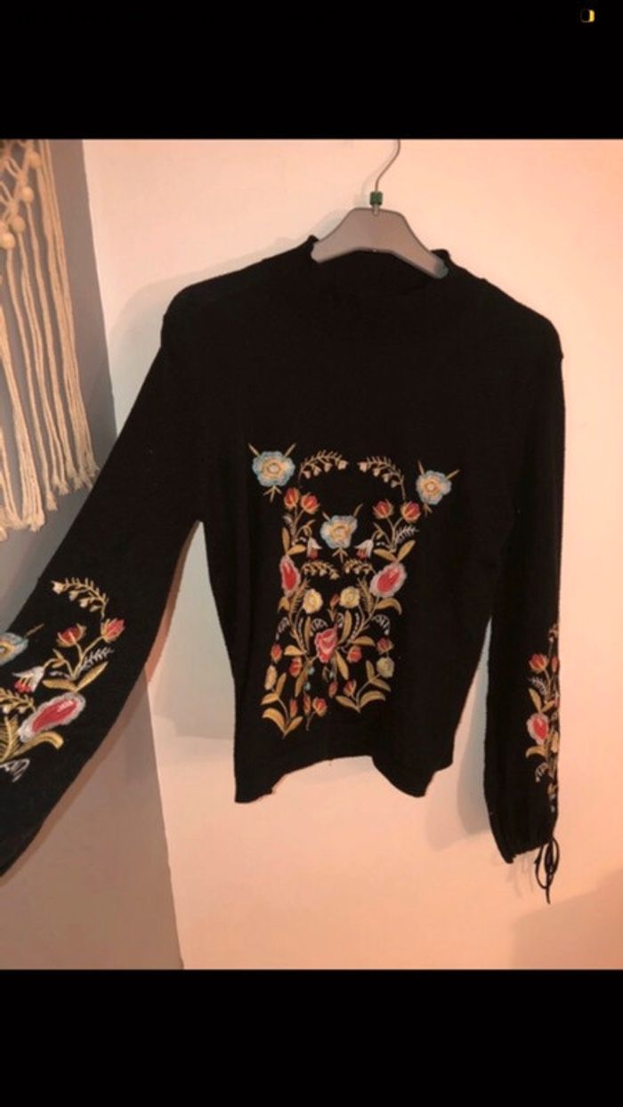 Pull à fleurs - photo numéro 7