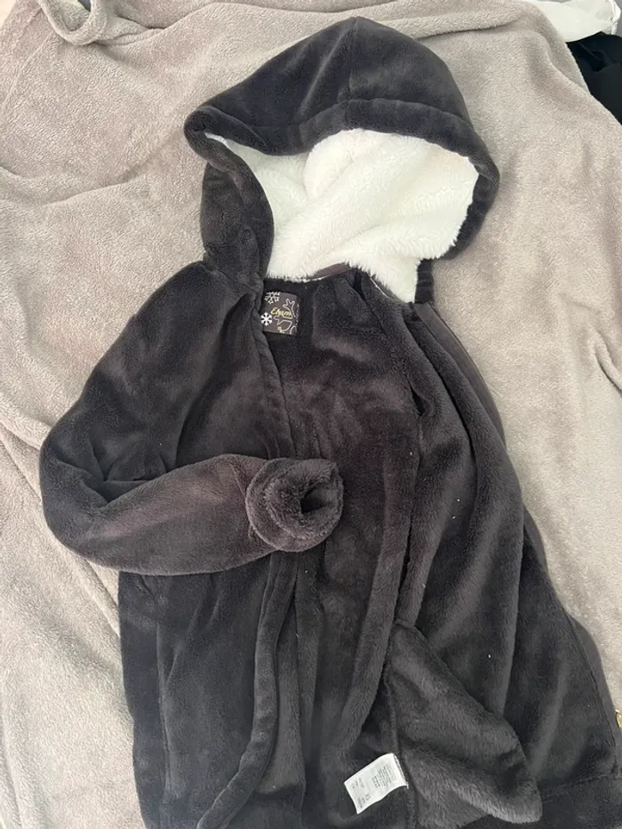 Pyjama de Noël et veste doudouille pingouins et ourson - photo numéro 2