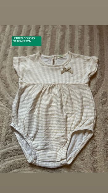 Combinaison Benetton taille 3/6 mois