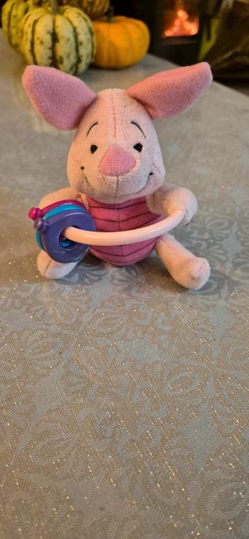 Hochet porcinet disney