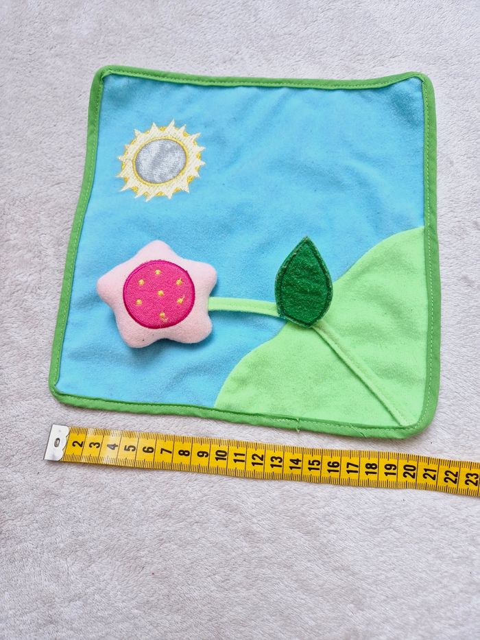 Petit tapis de jeu de poupée poupon