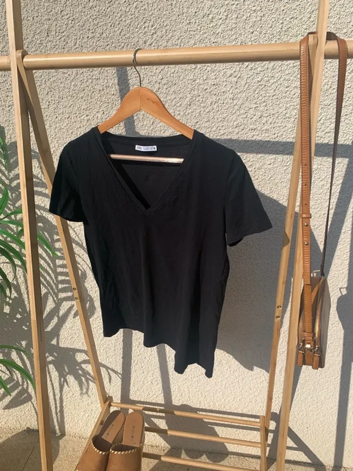 Haut basique noire Zara