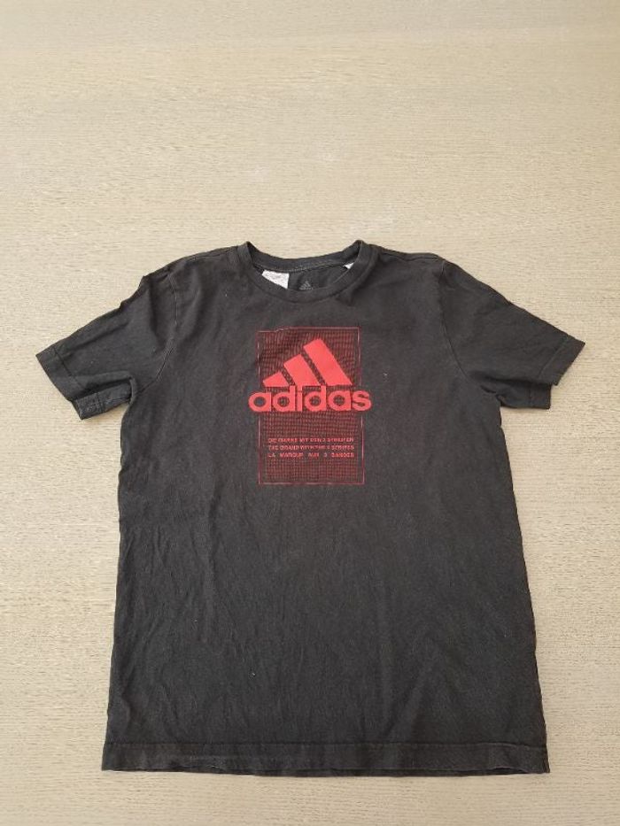 T-shirt Adidas