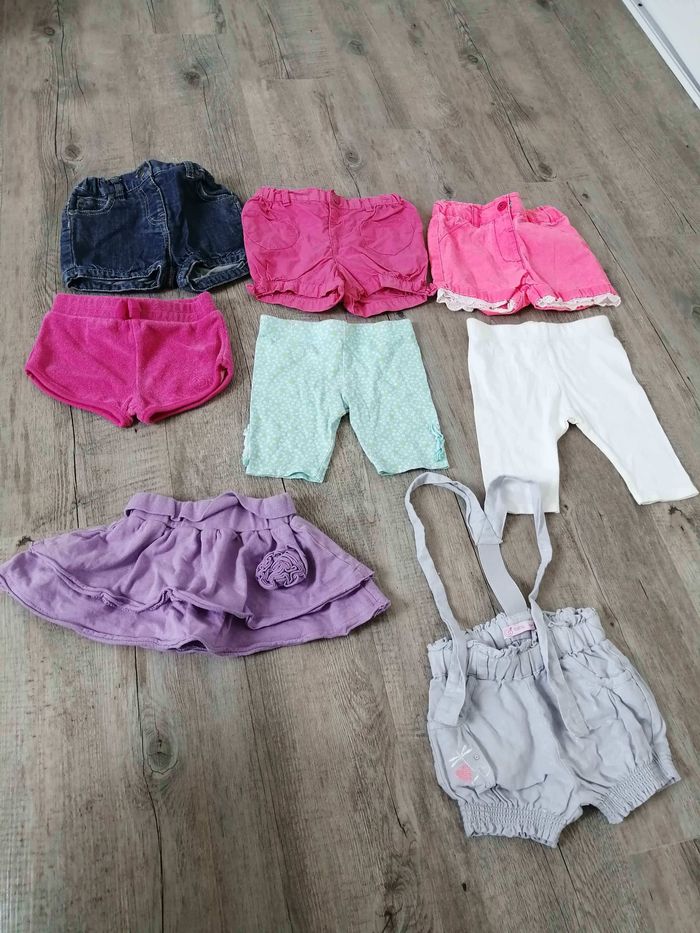 Lot shirts pantacourt jupe 12 mois