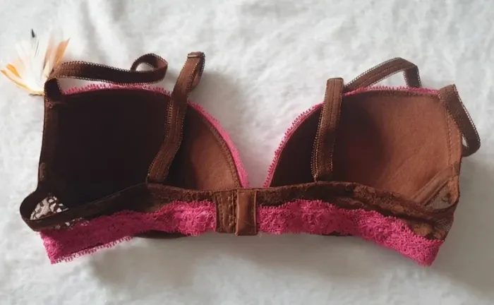 Soutien gorge neuf - photo numéro 2