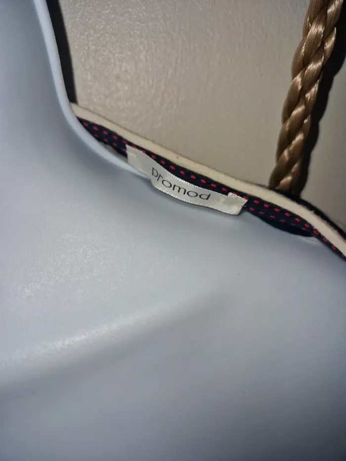 Tee-shirt 🚺 - photo numéro 5