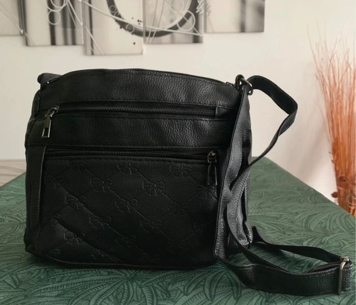 Sac à mains noir et bandoulière réglable - photo numéro 2