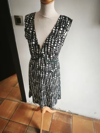 Robe été plage extensible M/L à petit pois