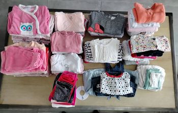 Lot Vêtements bébé fille 3 Mois