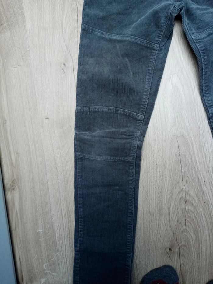 Jean velours 12A - photo numéro 3