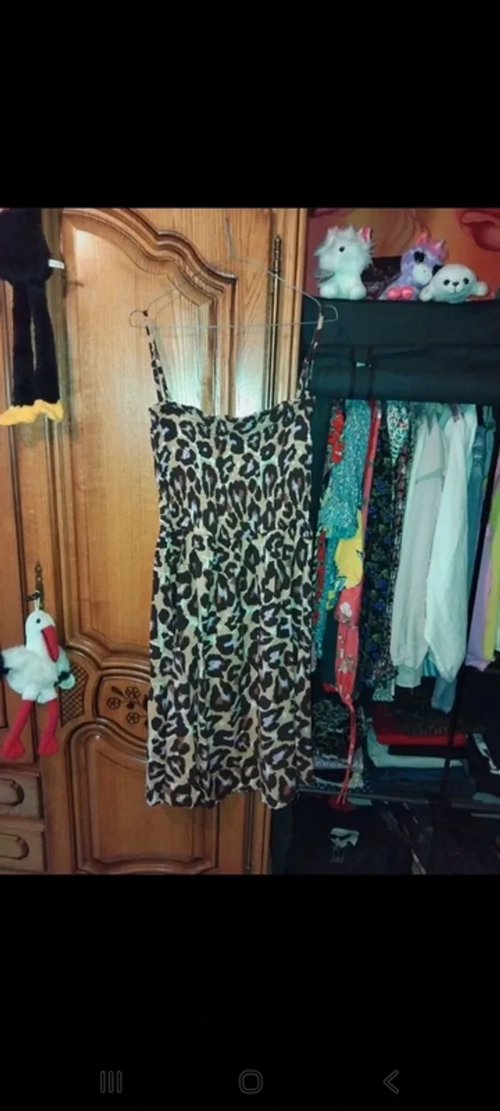 Robe à bretelles réglables imprimé léopard