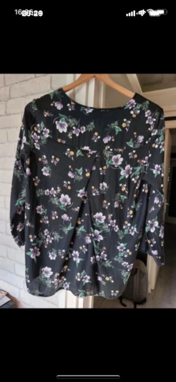 Blouse Stradivarius taille L - photo numéro 2