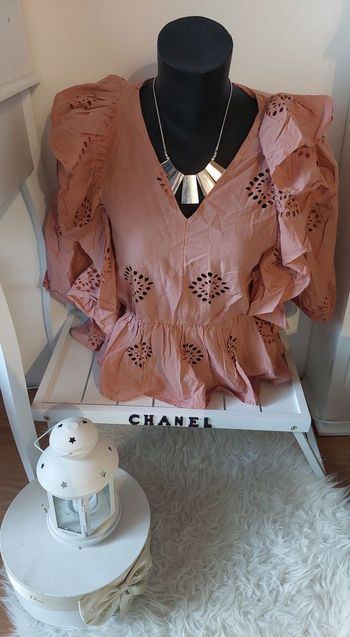Blouse vieux rose ajourée volants Only T.S neuve 🌸