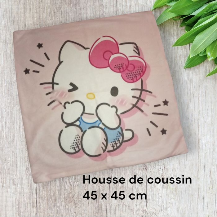 Housse de coussin hello Kitty