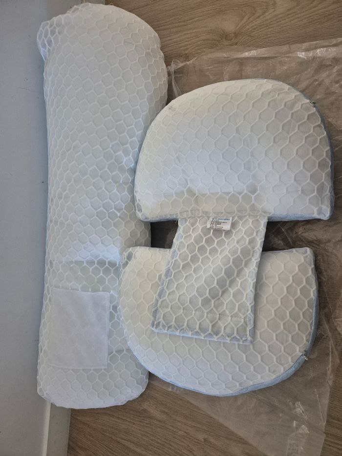 Coussin grossesse et d'allaitement - photo numéro 2