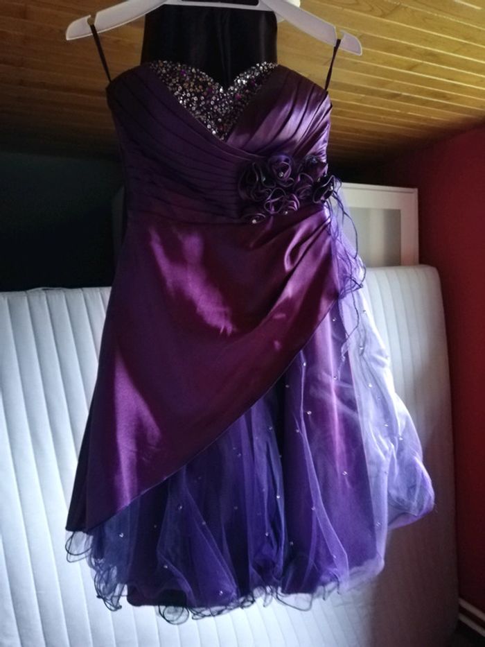 Robe de cocktail - photo numéro 2