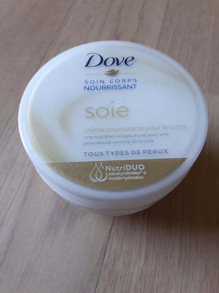 soin corps nourrissant dove soie