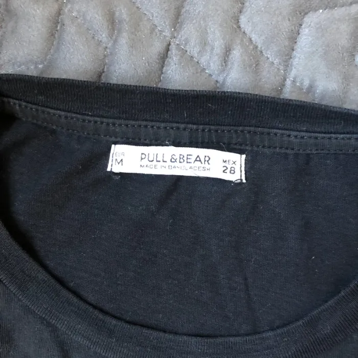Crop top noir Pull & Bear en M - photo numéro 2