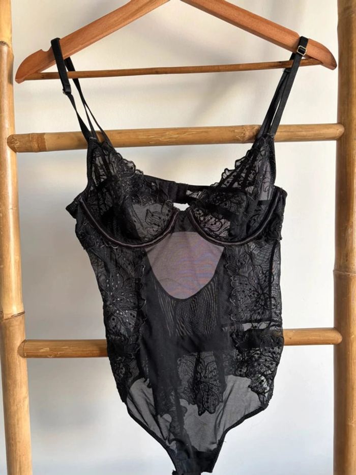 Body en dentelle noir kiabi 85B