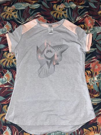 T-shirt sport gris rose love move decathlon