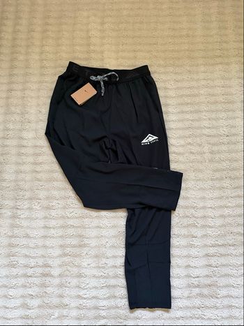 Bas running Nike Trail Noir Taille L Neuf 