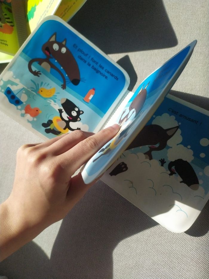 2 livres waterproof pour le bain  Auzou eveil - photo numéro 2