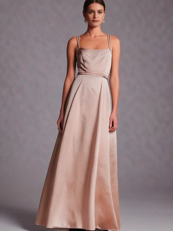 Magnifique robe Pronuptia couleur champagne.