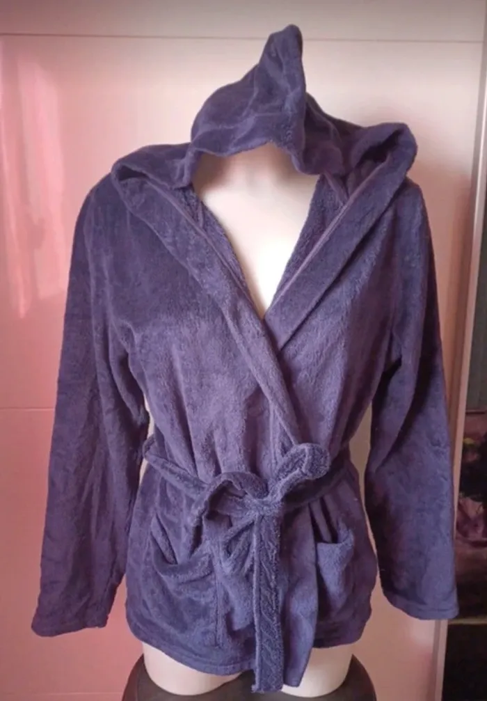 Peignoir / veste d intérieur pilou pilou taille M