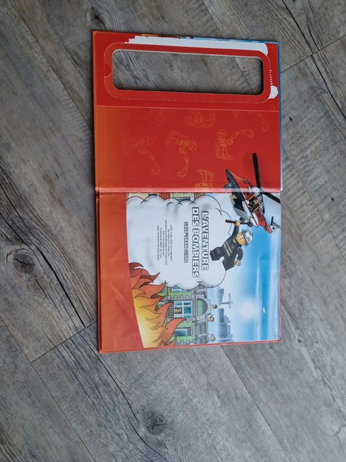 Livre lego - photo numéro 7