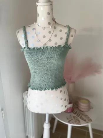 Crop top kaki taille s neuf étiqueté