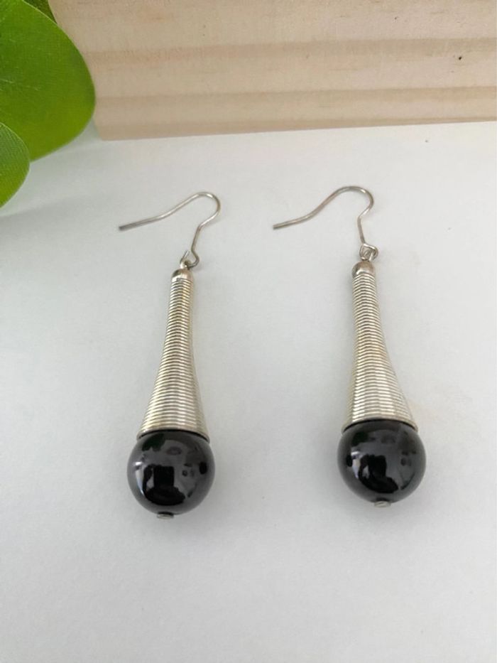 Boucles d’oreilles pendantes - Modèle Vintage - Noir et Argenté - photo numéro 3