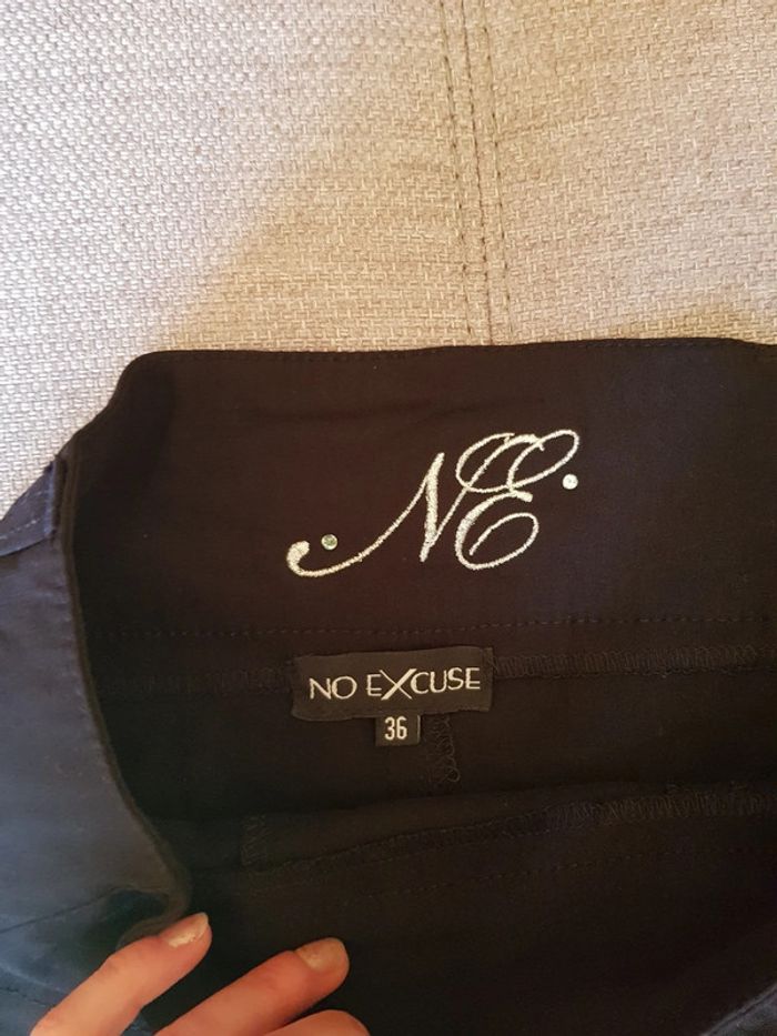 Jupe noir - photo numéro 2