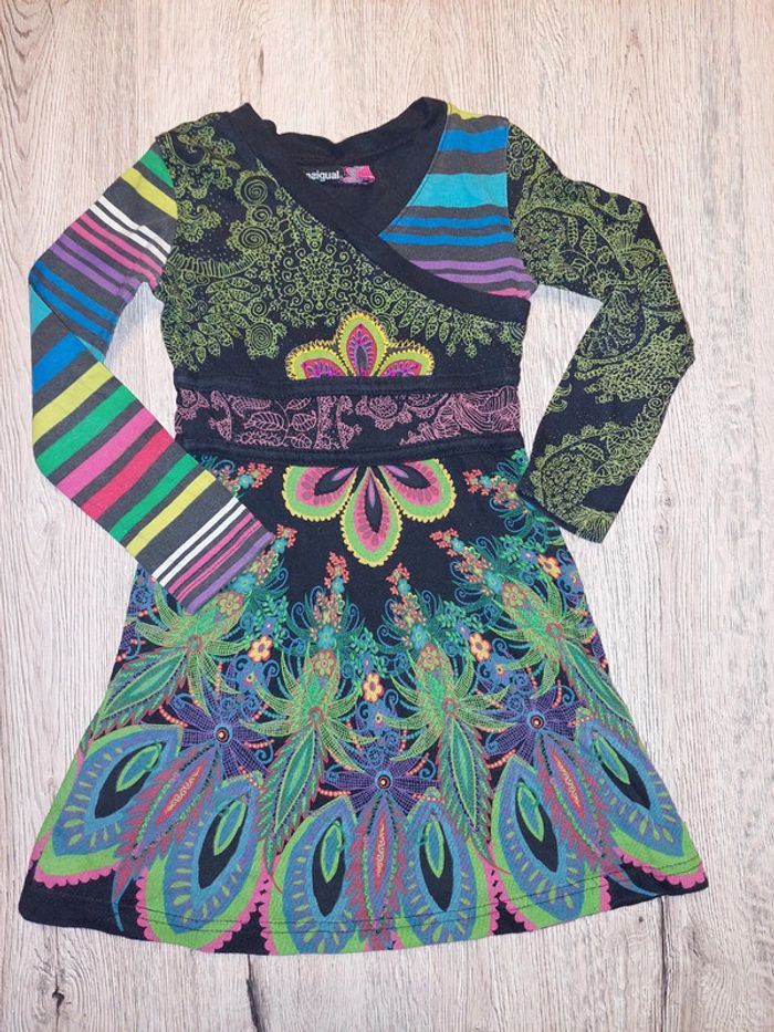 Robe fille desigual T : 4 ans