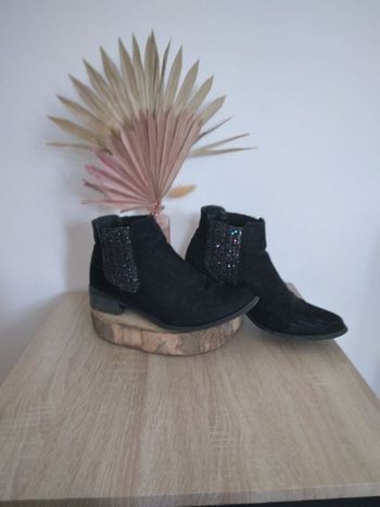 Botte noir avec paillettes